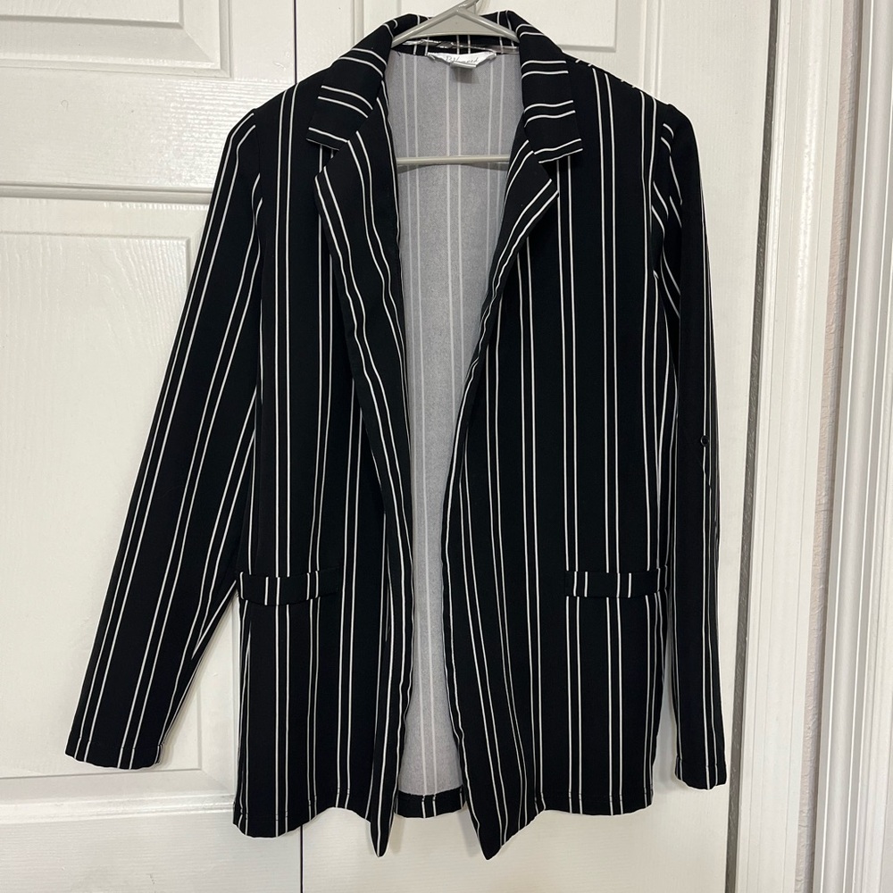 Black & White Striped Blazer- Size: XS